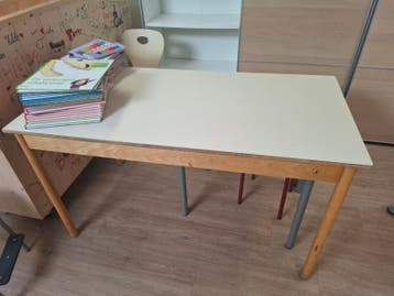 School tafel gratis