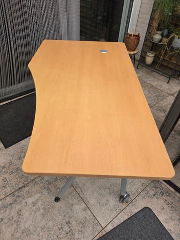 Gratis verstelbare bureautafel