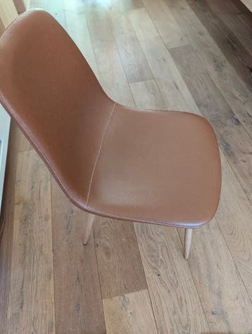 Zsm 4 eetkamerstoelen ophalen