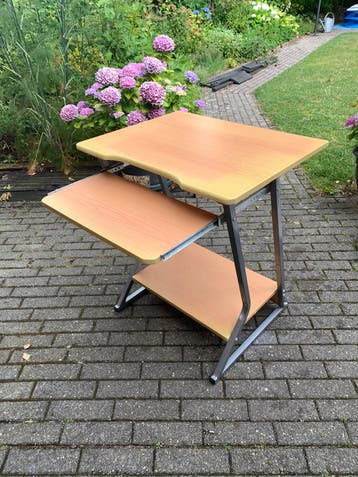 Computertafeltje 48x60cm 70 cm hoog