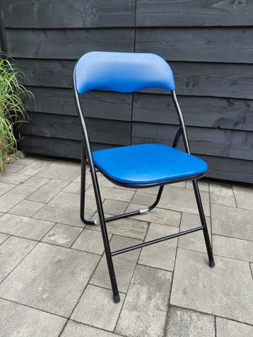 Blauwe klapstoel - Handig en compact