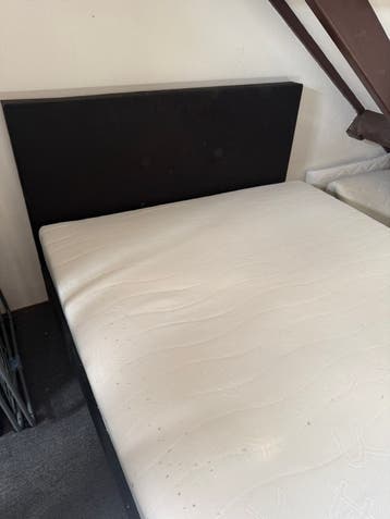 GRATIS 160x200 Boxspring met Hoofdbord en Matras