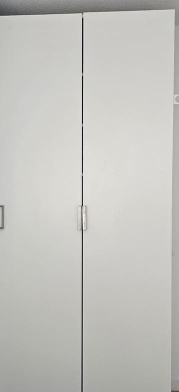 Kledingkast Ikea