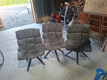 Gratis  - 3 draaistoelen voor de keuken