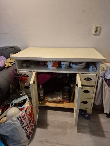 Gratis TV/apotheker kast