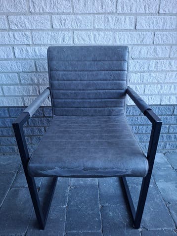 Eetkamerstoelen 6x GRATIS