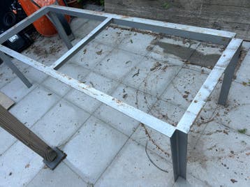 Gratis tafel onderstel