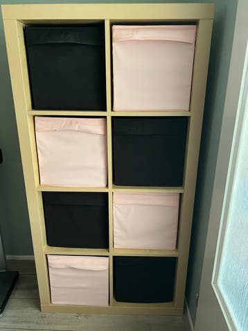 IKEA Vakkenkast met 8 vakken en opbergboxen