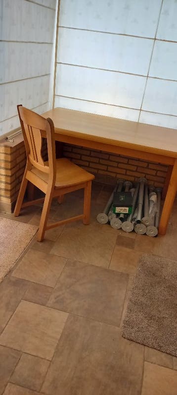 blank eikenhouten tafel