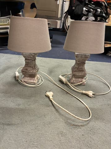 Twee lampen