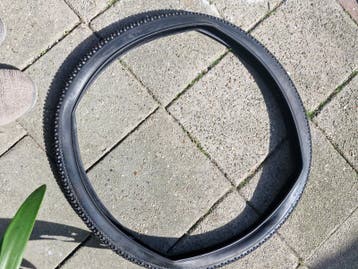 Nieuwe Fiets buiten band GRATIS