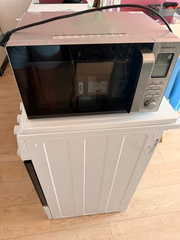 Silvercrest Magnetron met grill functie - Gratis af te halen