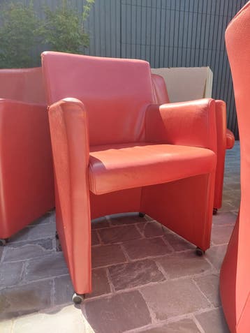 6 x eetkamerstoelen. Echt leer. VANDAAG OPHALEN.