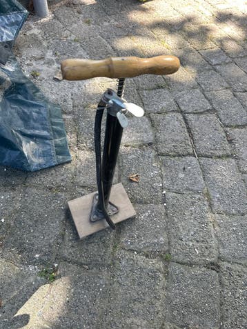 Gratis fietspomp, moet nieuwe slang op