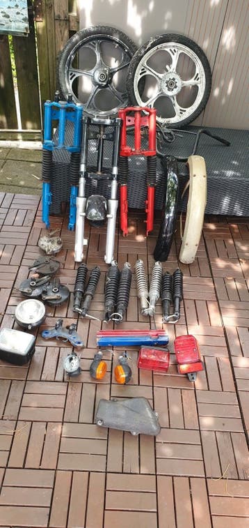 Diverse onderdelen te koop (ook los verkrijgbaar)