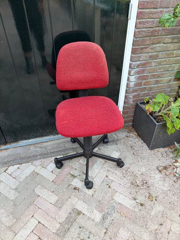 Gratis Bureaustoel Rood - Direct Ophalen