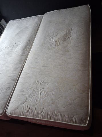 Bed 180x200