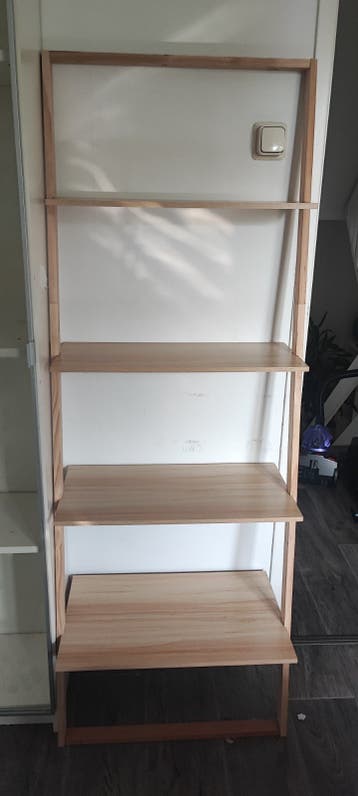 Houten muur rek
