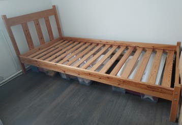 Eenpersoonsbed, 200x90, ikea, hout, inclusief lattenbodem