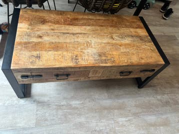 €45 salontafel mangohout