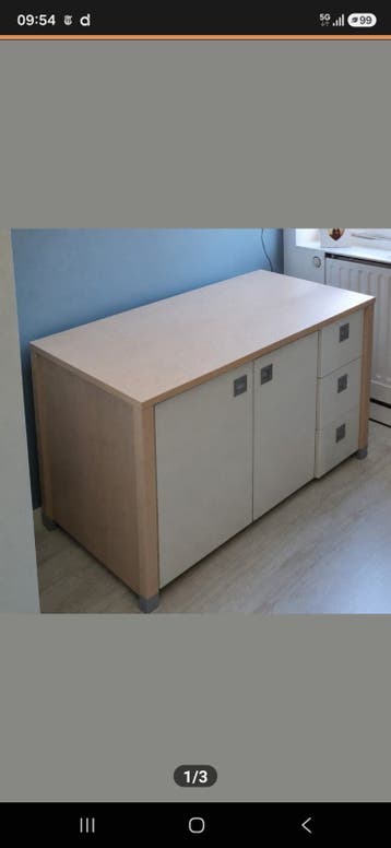 Bureau/ commode gratis