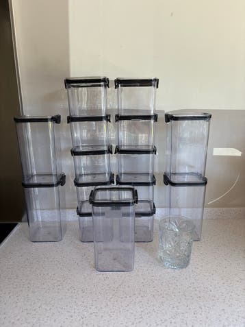 Set van 15 voorraadpotten