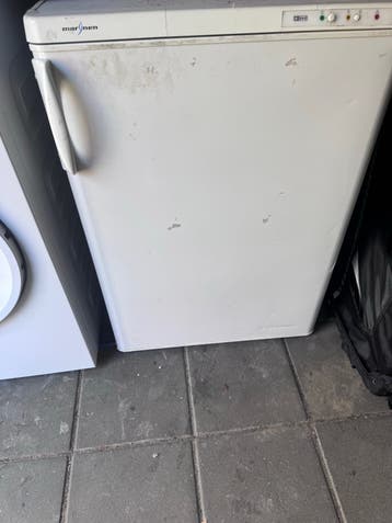 Defecte vriezer gratis voor oud ijzer
