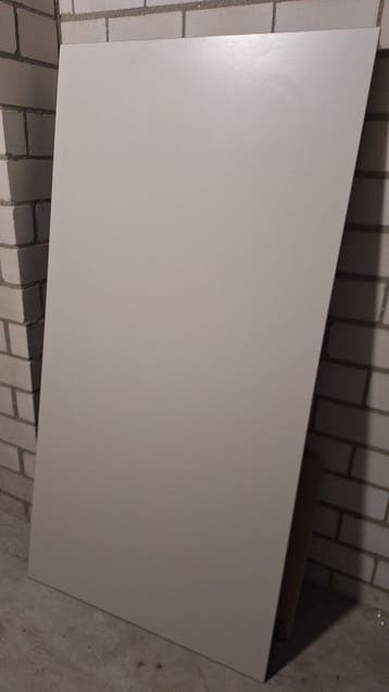 Gratis: stevig Bureau Wit