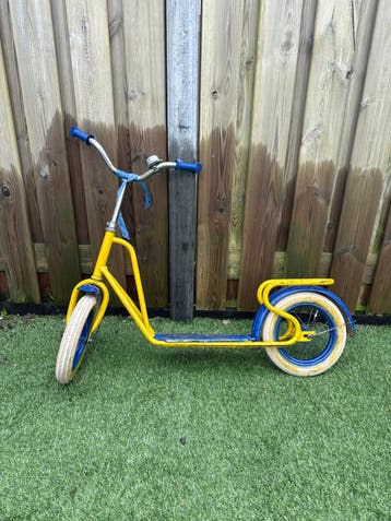 Vintage kinderstep geel/blauw - Gebruikt