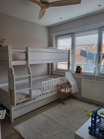 Lifetime stapelbed (2 losse 1-persoonsbedden)