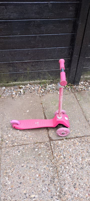 Gratis roze kinderstep!!