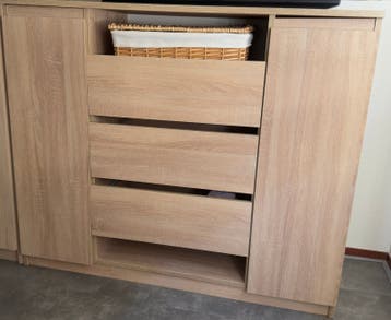 Ladekast/Dressoir met deuren en planken