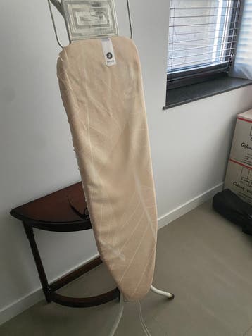 Strijkplank Brabantia  met hoes - Zo goed als nieuw