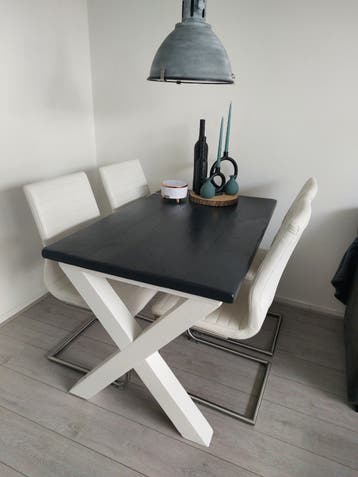 Vandaag ophalen, afhalen tafel met 4 stoelen eettafel