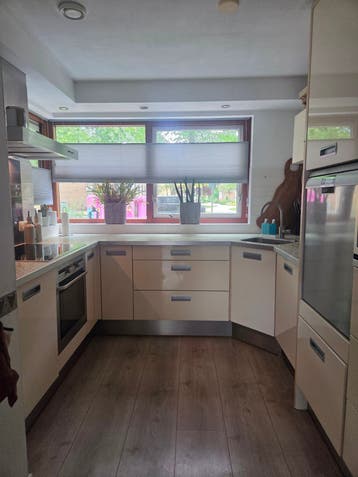 Gratis Bruynzeel keuken met apparatuur (zelf demonteren)
