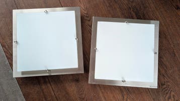 Gratis: 2x Massive plafondlampen (model 'Dorothy')