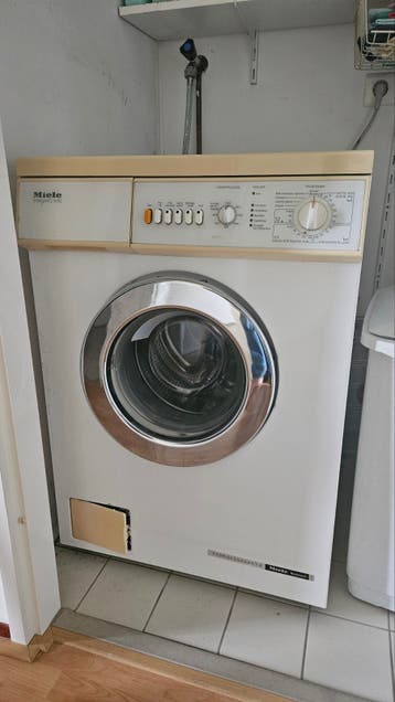 Gratis af te halen Miele Hydromatic W715
