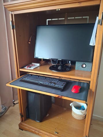 Houten computerkast / secretaire