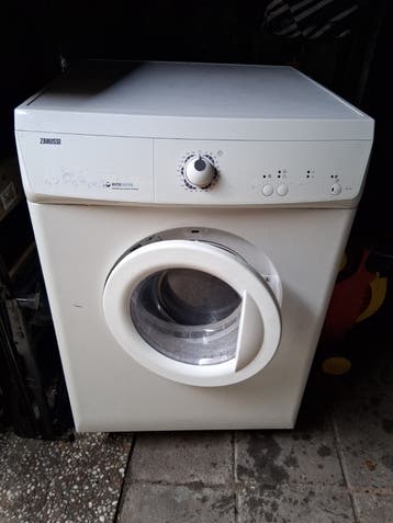 Zanussi Luchtafvoerdroger 6kg - Werkt prima!