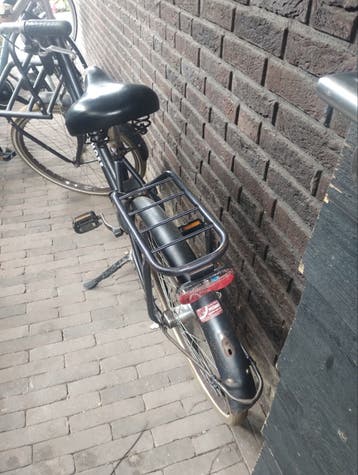 Zadelhoff transportfiets met voordrager 24 inch.