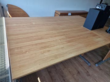 bureau gratis op te halen