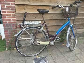 Gratis Fiets voor reparatie of schroot.