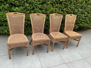 Eetkamer stoelen 4 stuks, gratis