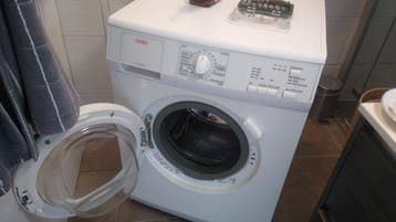 Gratis ophalen in Tiel: KAPOTTE wasmachine AEG