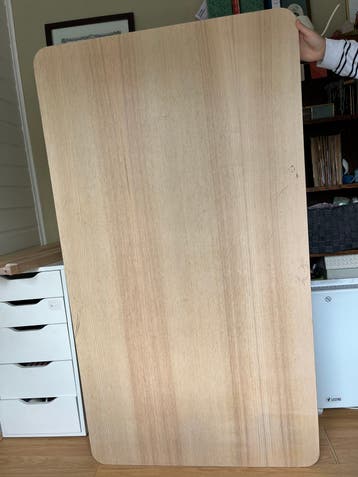 Gratis lisabo bureau / eettafel
