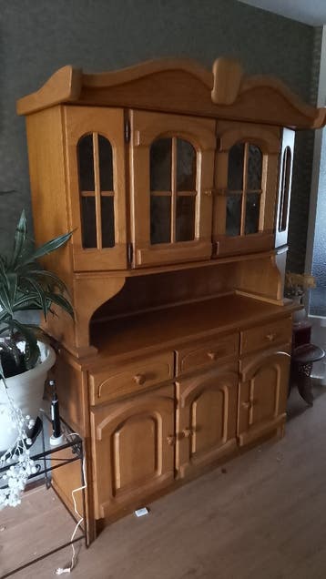 Buffet Kast  * GRATIS * maandag ophalen!!! 6 juli 26