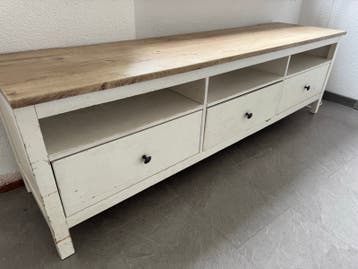 Ikea TV-kast met lades en open vakken