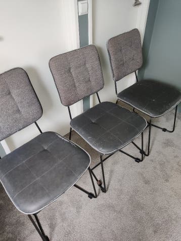 Eetkamer stoelen gratis af te halen