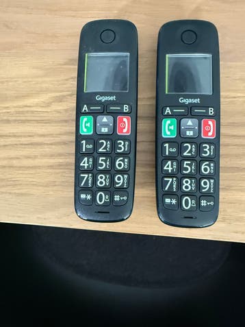 Gigaset E390 Duo Draadloze Telefoons - Zo goed als nieuw