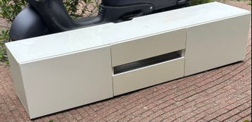 Gratis af te halen: Besta tv meubel wit 180cm
